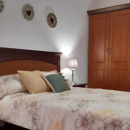 San Lorenzo Apartment *